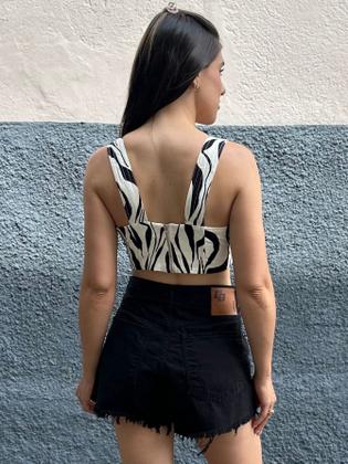 Imagem de Top Cropped Decote Reto Em Viscose Com Linho Dzarm