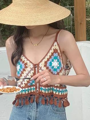 Imagem de Top Cropped Feminino Boho Com Franjas E Alças, Crochê Granny Square, Moda Praia De Verão