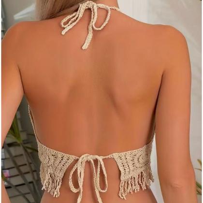 Imagem de Top Frente Única Feminino com Bojo Estilo Boho de Crochê