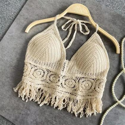 Imagem de Top Frente Única Feminino com Bojo Estilo Boho de Crochê