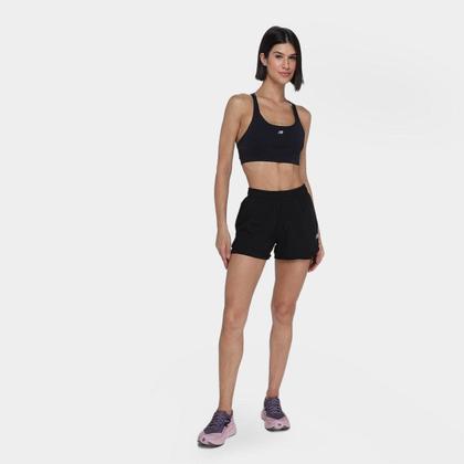 Imagem de Top New Balance Essentials Run Feminino