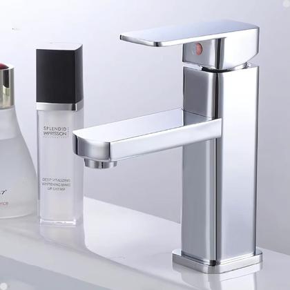 Imagem de Torneira banheiro misturador monocomando lavatório quadrada cromada bica baixa lavabo