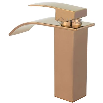 Imagem de Torneira Monocomando Cascata Rose Gold Luxo para Banheiro em Metal Misturador de Mesa com Design Moderno para Lavatório e Cuba