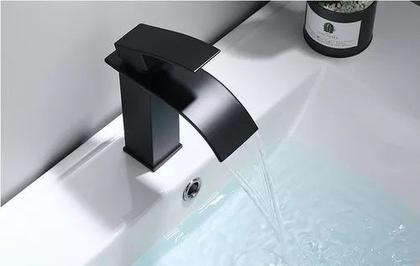 Imagem de Torneira para Banheiro Cascata Misturador Monocomando Baixa Preto Fosco