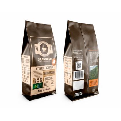 Imagem de Torrado e Moído Granulometria Fina Grandeur Café Tradicional Torra Escura 100 Arábica 500g Notas Sensoriais Amadeiradas