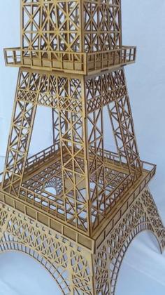 Imagem de Torre Eiffel Enfeite Decoração Mdf Cru 2 Metros De Altura