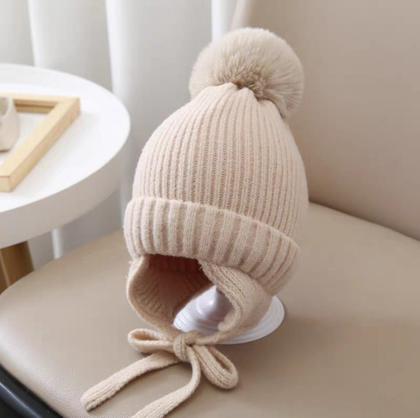 Imagem de Touca De Lã Infantil Tapa Orelha Lisa Com Pompom Quentinha