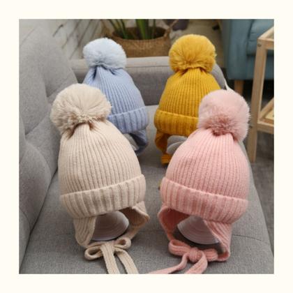 Imagem de Touca De Lã Infantil Tapa Orelha Lisa Com Pompom Quentinha