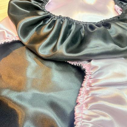 Imagem de Touca Dupla Face De Cetim Anti Frizz Preta E Champagne