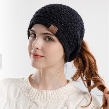 Imagem de Touca Gorro Lã Forrada Com Furo Para cabelo Cor:Preto