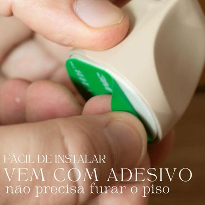 Imagem de Trava Fixador Porta Vidro Madeira Magnético Comfort Door Sem Furar O Chão Com Adesivo Oferta