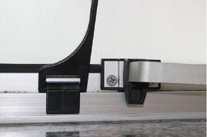 Imagem de Trava Limitador de Abertura 13cm para Janela MaximAr e Basculante  ABS com Proteção UV