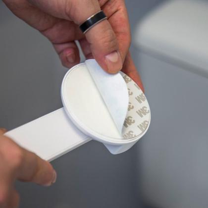 Imagem de Trava para Vaso Sanitário Safety 1st - White