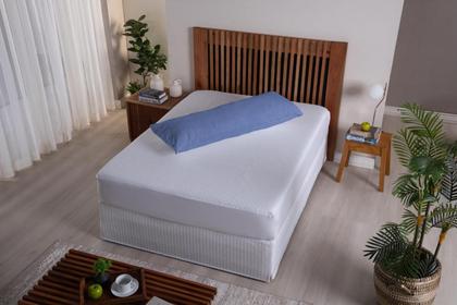 Imagem de Travesseiro De Corpo Com Fronha MicroPercal 200 Fios Fibra De Silicone 