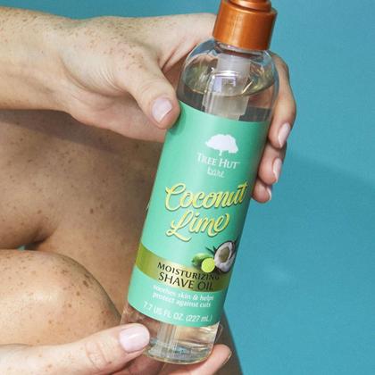 Imagem de Tree Hut Coconut Lime Moisturizing Shave Oil - Óleo Para Depilação 227ml