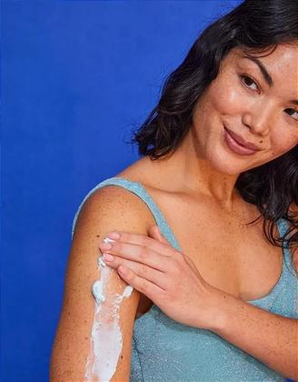 Imagem de Tree Hut Lotus Water Whipped Shea Body Butter - Hidratante Corporal 240g