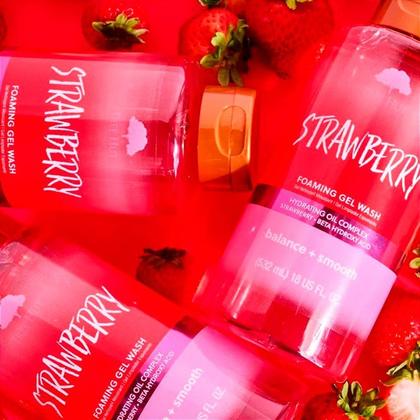 Imagem de Tree Hut Strawberry Foaming Gel Wash - Sabonete Corporal 532ml