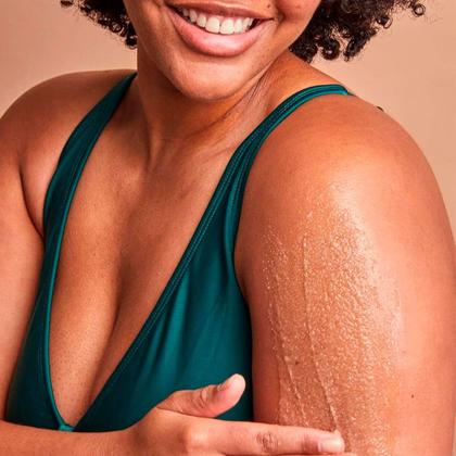 Imagem de Tree Hut Velvet Coffee Shea Sugar Scrub - Esfoliante Corporal