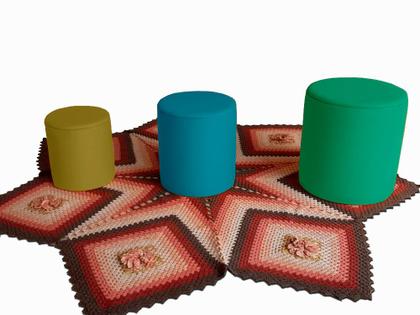 Imagem de Três Puf Baú Modelo PB_MA03 que se transforma em um Puf muito Resistente em Sarja