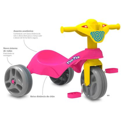 Imagem de Triciclo Infantil Bandeirante Tico-Tico Club de Pedal Suporta até 19 Kg - Rosa