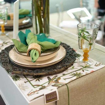 Imagem de Trilho de Mesa com Ponto Palito 40x180 cm Glamour Palms Appel