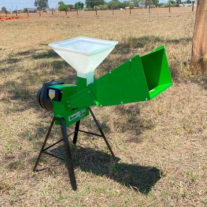 Imagem de Triturador Forrageiro de Milho Capim Cana Elétrico 3CV Trapp TRF 400F Super Moedor Máquina Picadeira