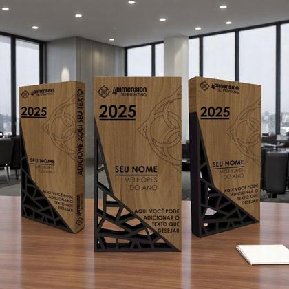 Imagem de Troféu Abstract Polygon - Placa de madeira Gravada a Laser com Detalhe em impressao 3D
