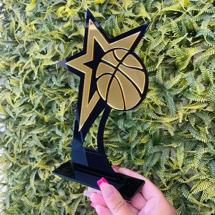 Imagem de Troféu Basquete Acrílico Preto E Dourado 14x22 C/base Preta