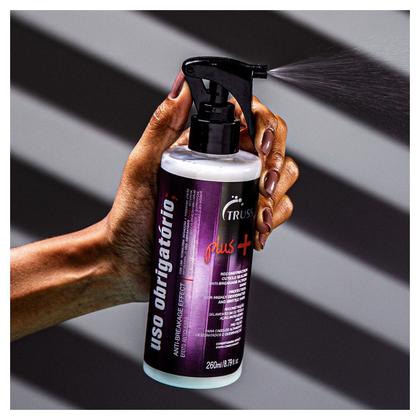 Imagem de Truss Kit Hair Protector Leave-in 250ml e Uso Obrigatório Plus+ Reconstrutor 260ml