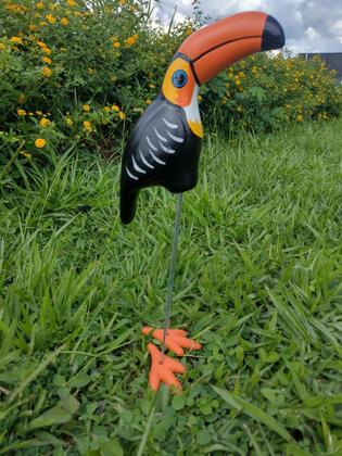 Imagem de Tucano Cerâmica Decoração de Jardim Enfeite 45 cm