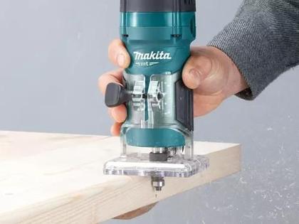 Imagem de Tupia Manual 530 Watts Com Pinça De 6mm M3700b Makita 220v
