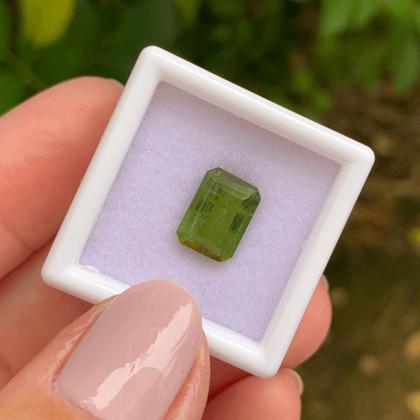 Imagem de Turmalina Verde Amarelada Baguete 2,35ct
