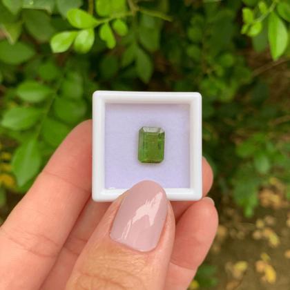 Imagem de Turmalina Verde Amarelada Baguete 2,35ct
