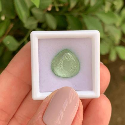 Imagem de Turmalina Verde Gota Cabochão 6,56ct