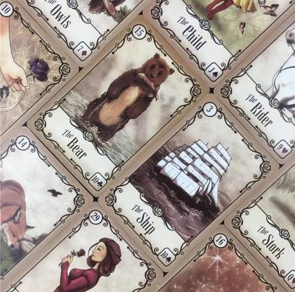Imagem de Under the Roses Lenormand Oracle Deck Oráculo Cigano Sob As Rosas Baralho de Cartas de Tarô