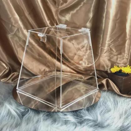 Imagem de Urna Pirâmide Em Acrílico Transparente