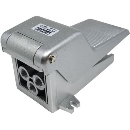 Imagem de Valvula pedal pneumática com retorno mola 5/2 vias rosca 1/4