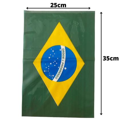 Imagem de Varal De Bandeirinhas De Plástico Do Brasil Com 5 Metros Decoração Bandeirolas Copa Do Mundo Kit 8 Bandeiras