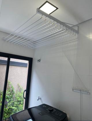 Imagem de Varal Individual De Parede 180cm Com 08 Varetas Em Alumínio - Branco
