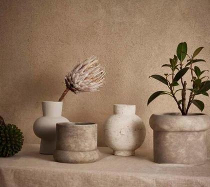 Imagem de Vaso em Cimento Rustico com Boca Alta G