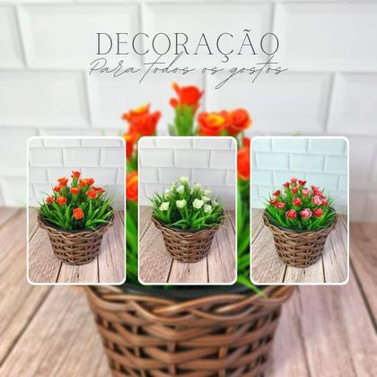 Imagem de Vaso Trançado com Arranjo de Flores Artificiais - Decoração