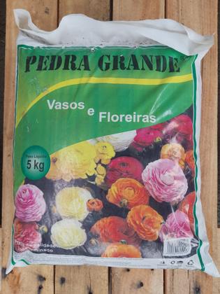 Imagem de Vasos e Floreiras 5Kg - Pedra Grande - Terra Com Composto Orgânicos