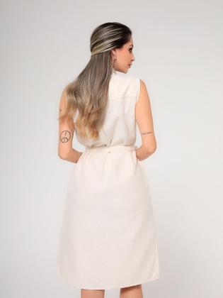 Imagem de Vestido Chemise Midi Linho Feminino com Fechamento Frontal em Botões, Acompanha cinto e Bolsos