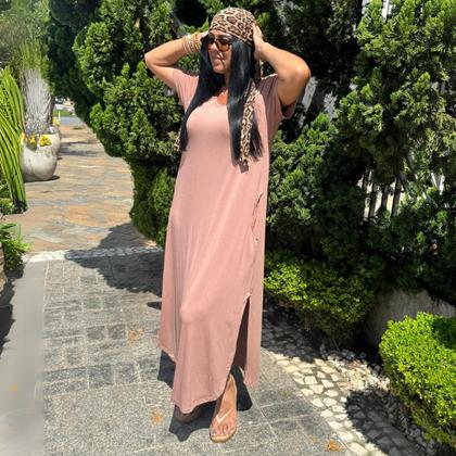 Imagem de Vestido Com Manga Curta Plus Size Longo