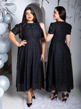 Imagem de Vestido Elegante Bordado de Festa Casamento Convidada com Manga Curta