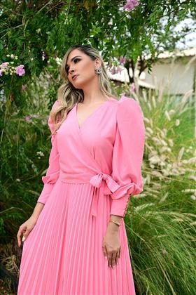 Imagem de Vestido Laura Midi Plissado com Mangas Bufantes e Faixa na Cintura - Elegante e Sofisticado