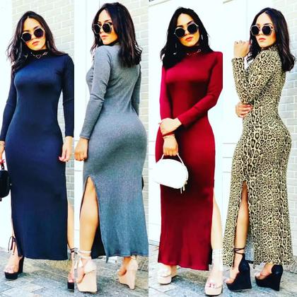 Imagem de Vestido Longo Com Fendas Gola Alta e Manga Longa