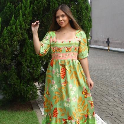 Imagem de Vestido Longo de Viscolinho com Manga 3/4 e Decote Quadrado - Verde