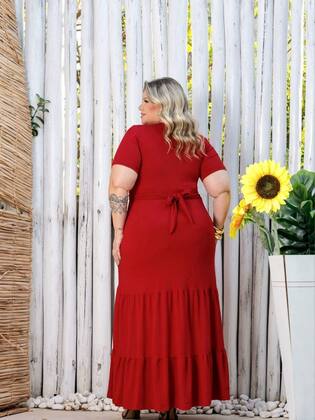Imagem de Vestido Longo Plus Size Decote em V Acinturado