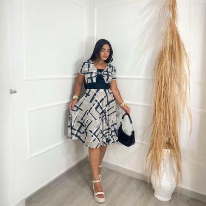 Imagem de Vestido Midi Plus Size Torcido Estampado Moda Evangélica Feminina